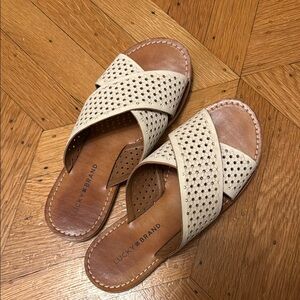 Lucky Brand•Tan Perforated Sandals•Size 8